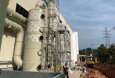 噴淋塔安裝現(xiàn)場